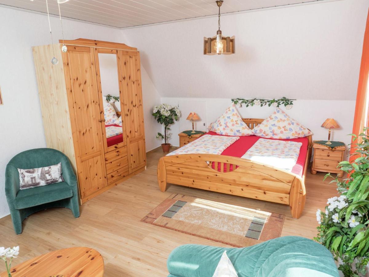 Cheerful Apartment Near City Centre Of Haslach Haslach im Kinzigtal Exteriör bild